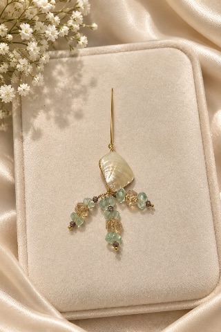Beaded Rida Pin