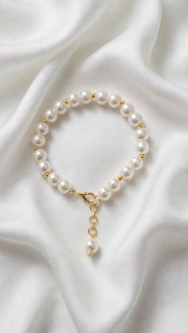 Pearl bracelet