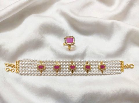 Manek and pearl bracelet ring